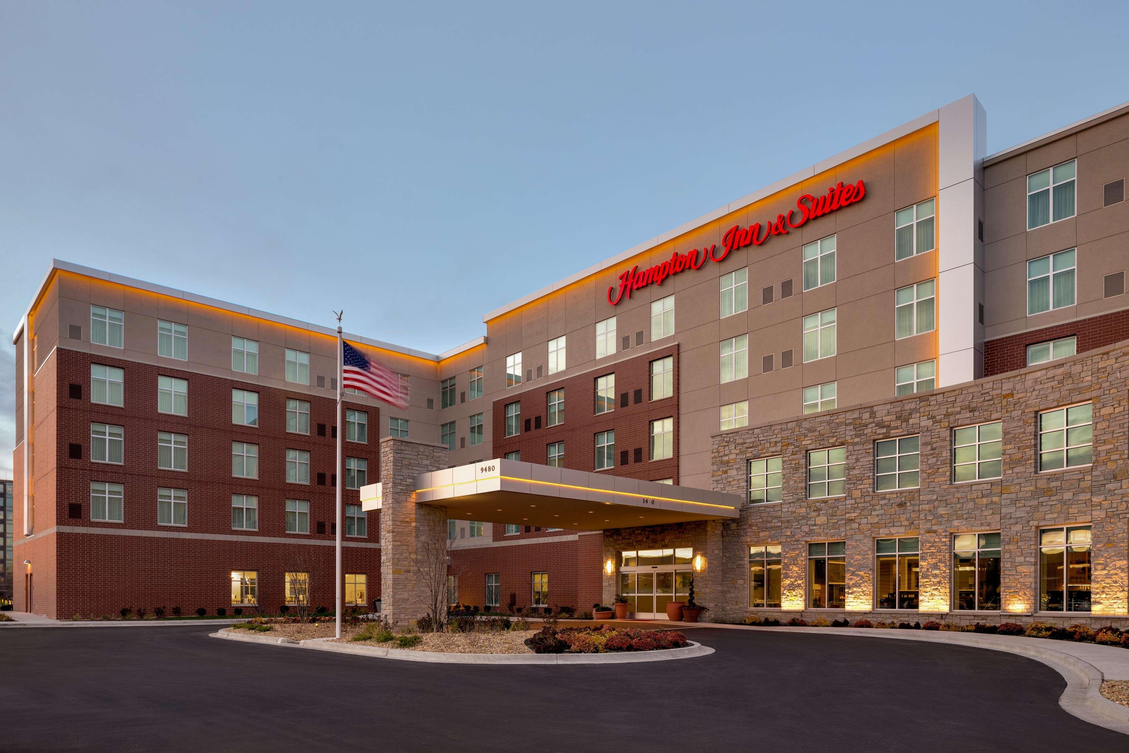 Hampton Inn & Suites Rosemont Chicago O'Hare Exterior foto