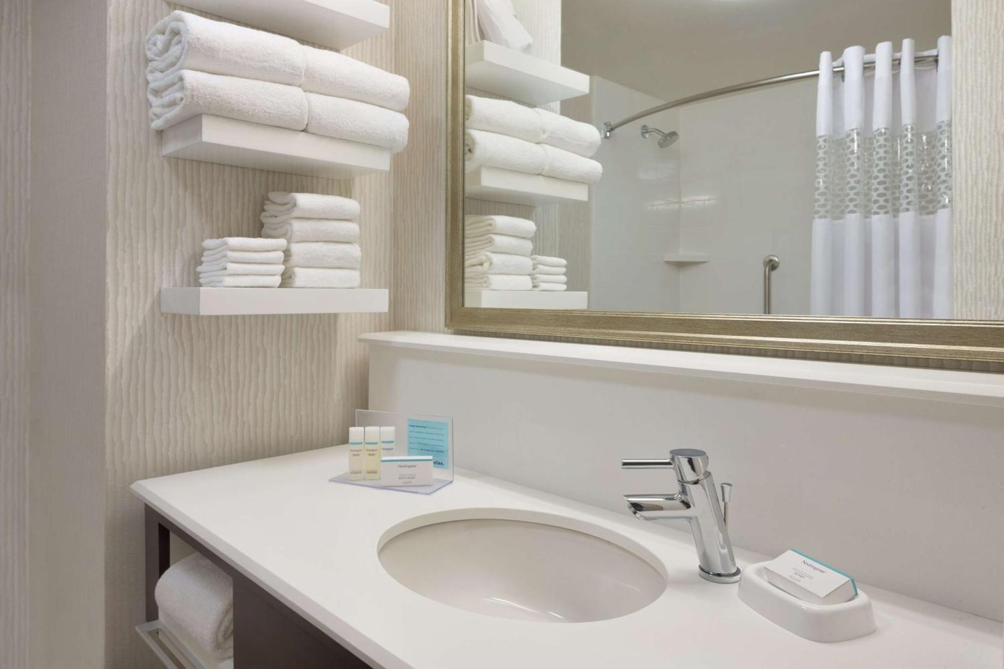 Hampton Inn & Suites Rosemont Chicago O'Hare Exterior foto