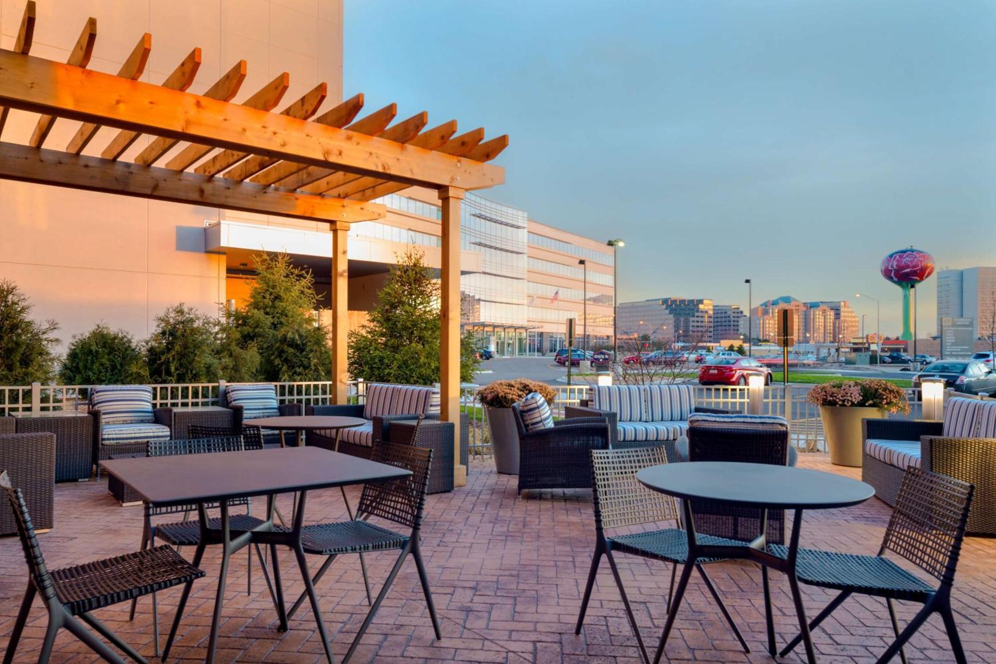 Hampton Inn & Suites Rosemont Chicago O'Hare Exterior foto