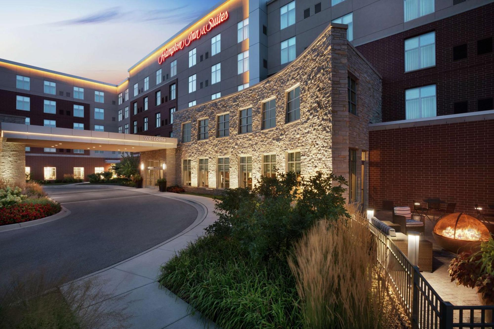 Hampton Inn & Suites Rosemont Chicago O'Hare Exterior foto